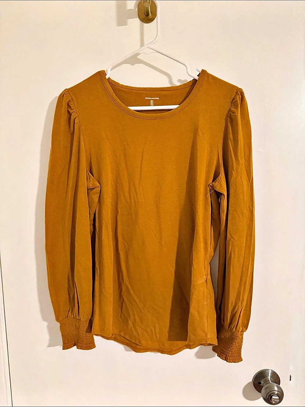 Amazon Essentials Long-Sleeve Crewneck Smocked Cuff T-Shirt, mustard yellow, Med